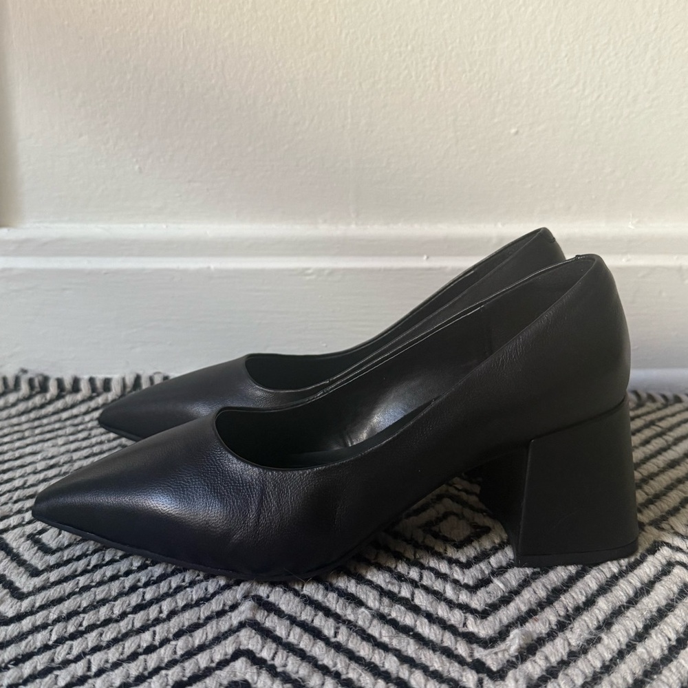 Aerosoles Ivory Block Heel Pump - Picture 3 of 4